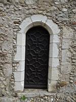 Perouges, Rue des Rondes (face a la Rue du For), Maison a porte de bois (3)